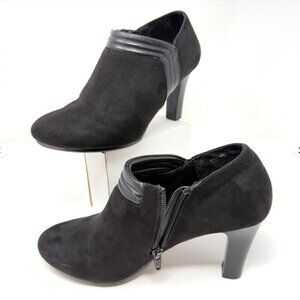 Solesenseability Ankle Booties Memory Foam Heel Zip Black Suede 8.5